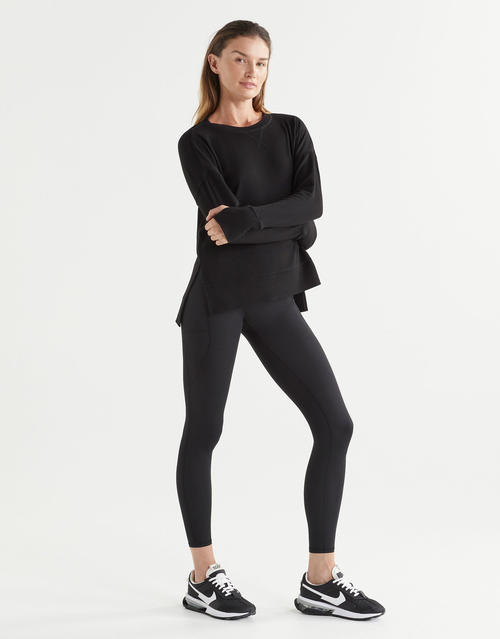 Lilybod_SHELBY_Sweat_Black_LT114_BL_01.jpeg