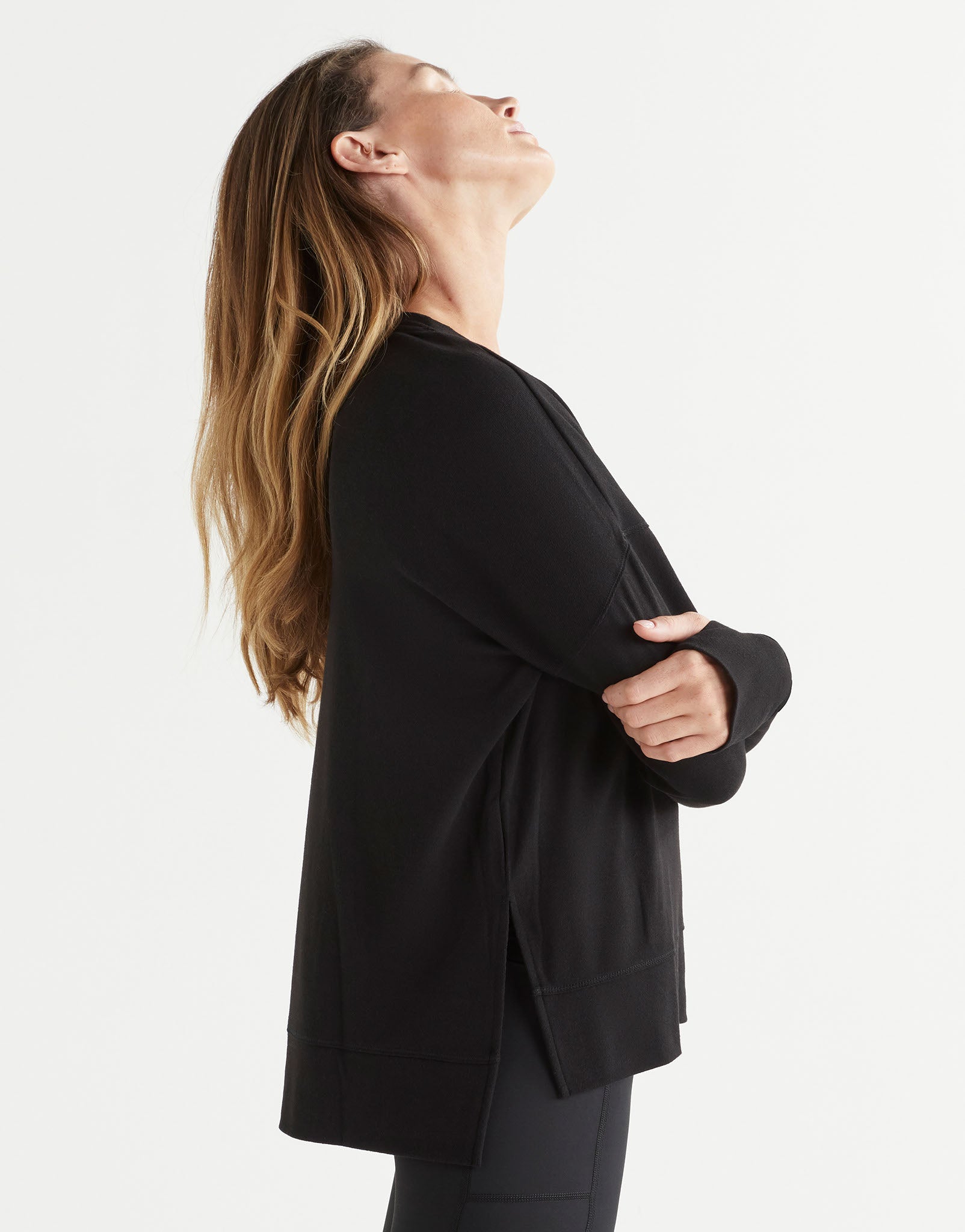 Lilybod_SHELBY_Sweat_Black_LT114_BL_04.jpeg
