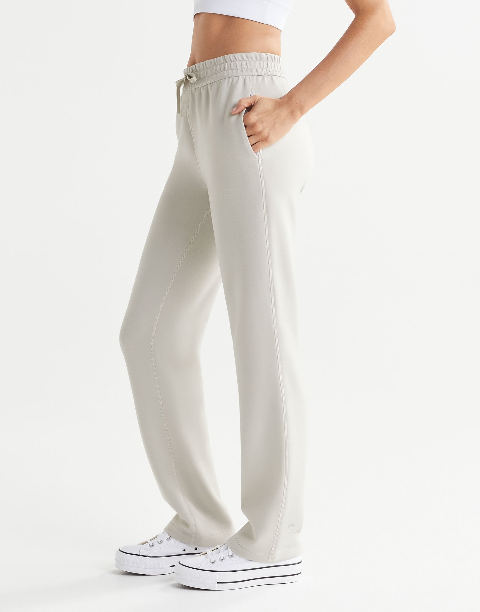 Lilybod-AIMIE-Relaxed-Fit-Jogger-Sand-LL85W-CT-06.jpeg