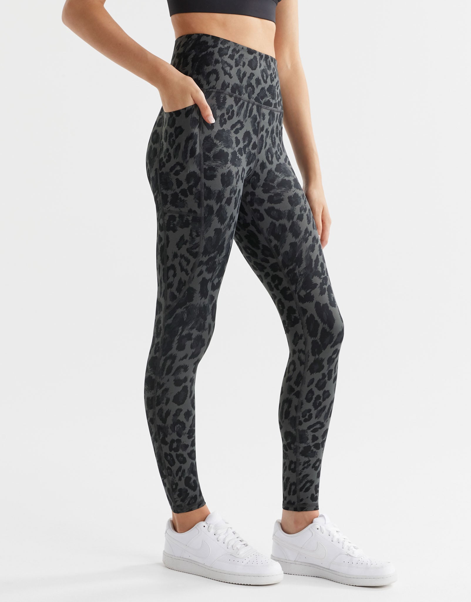 Lilybod-Becca-Legging-Mineral-Grey-Leopard-LL131-MGLP-3.jpeg