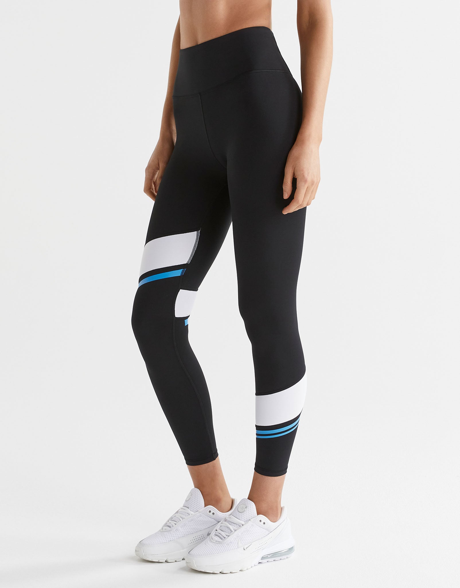 Lilybod-Hannah-Full-Length-Legging-Black-Bright-Blue-LL150-BBB-5.jpeg