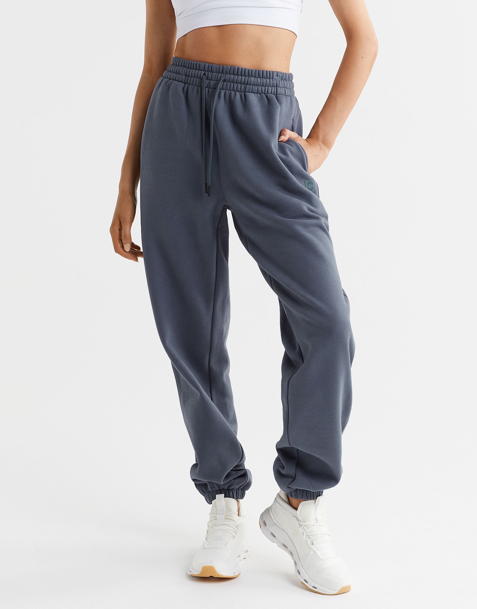 Lilybod-Lucy-Oversized-Fleece-Track-Pant-Blue-Indigo-LL89-BLI-2-New.jpeg