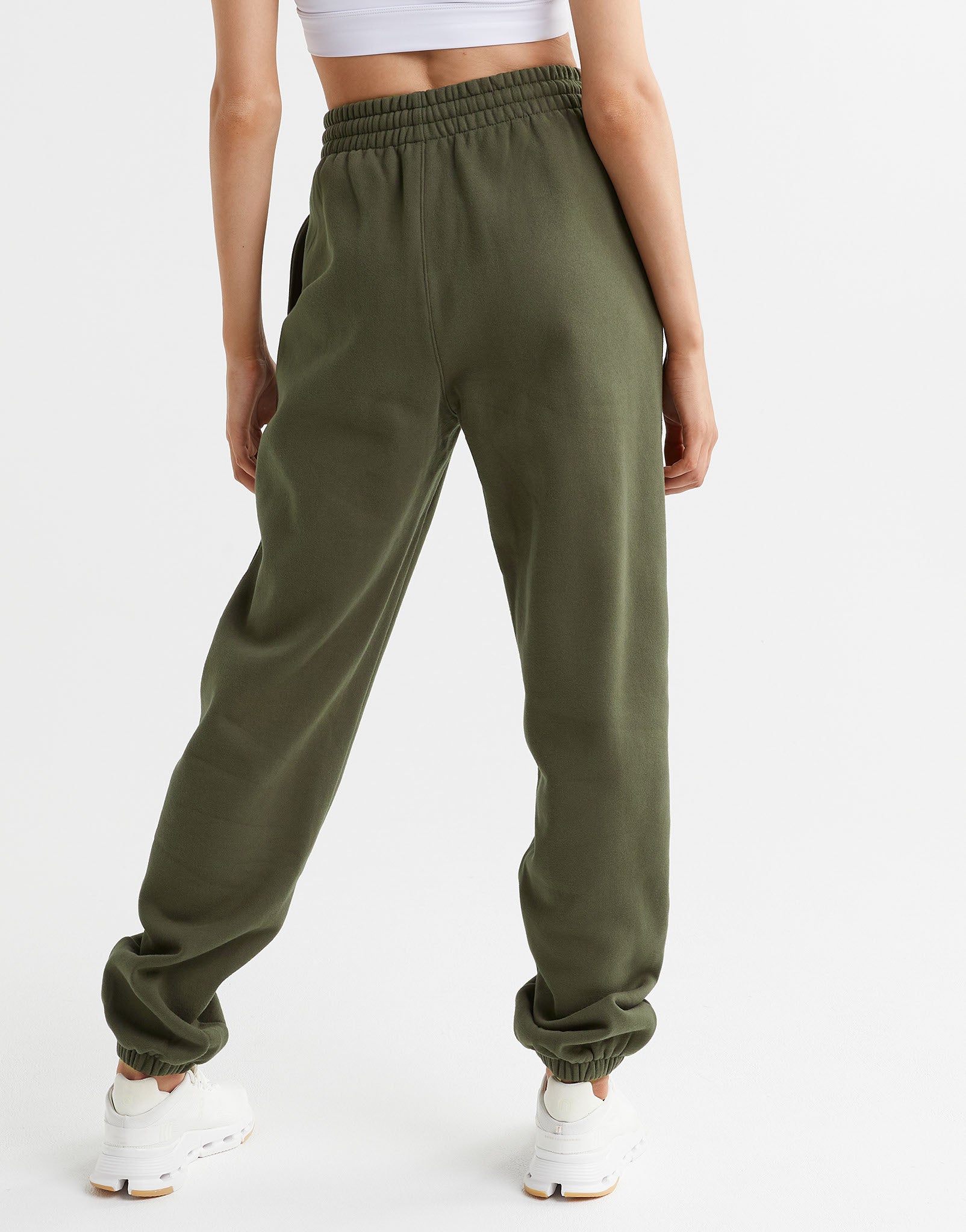 Lilybod-Lucy-Oversized-Fleece-Track-Pant-Olivine-LL89-OLV-3-New.jpeg