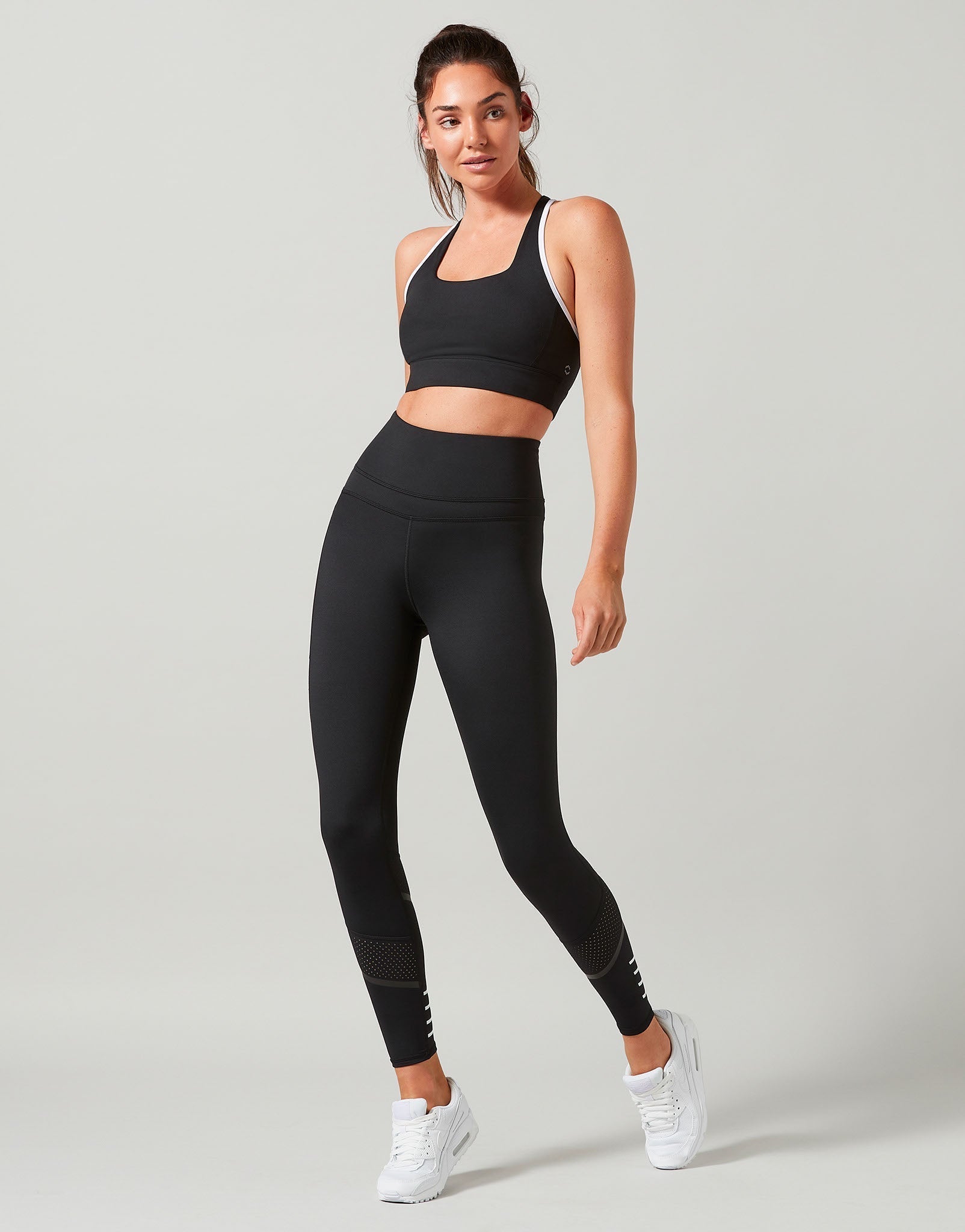 Lilybod-Mahalia-Smoke-Black-LL82-B-1_0bb568bb-2475-436e-9c20-9c48226b9be1.jpg