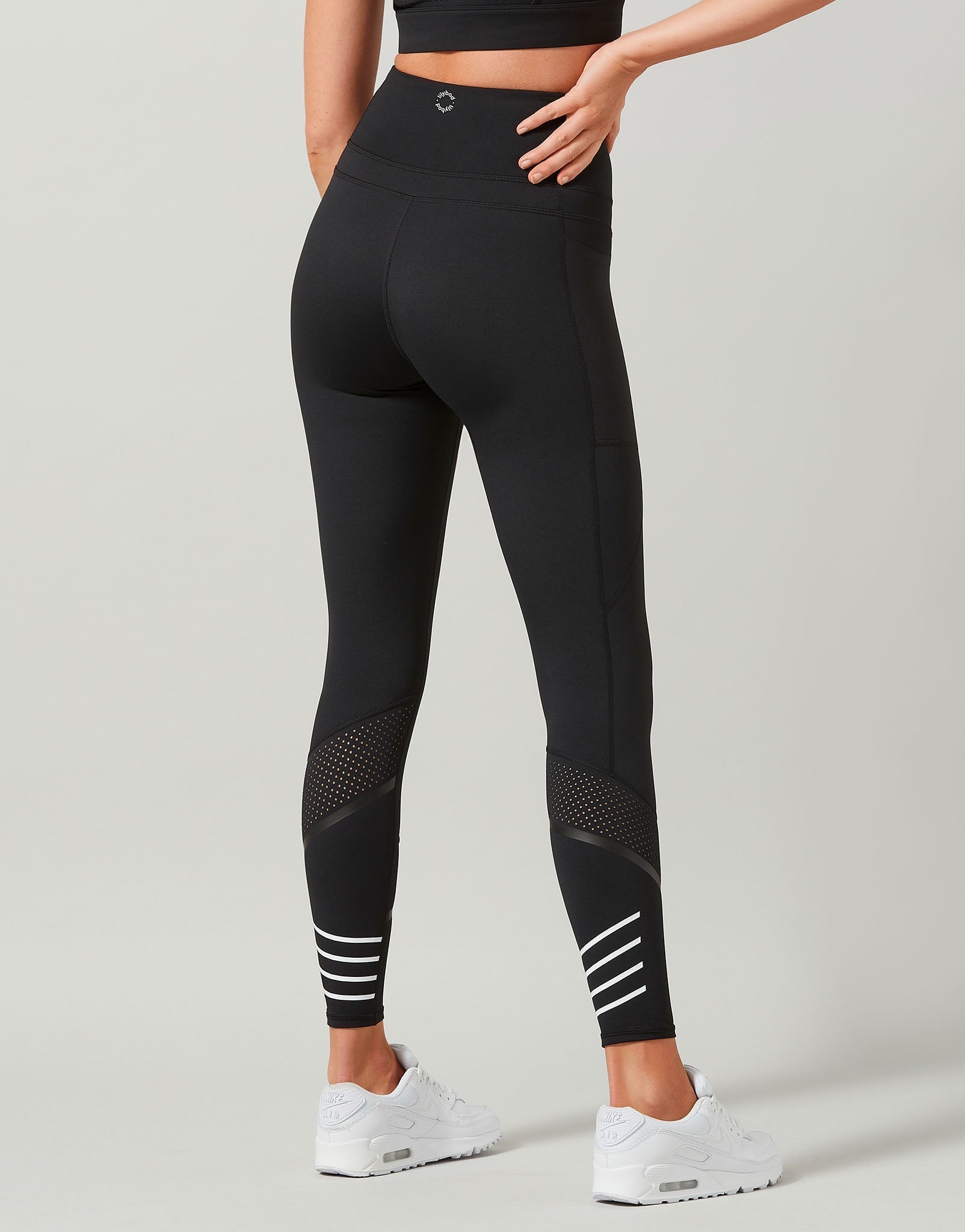 Lilybod-Mahalia-Smoke-Black-LL82-B-5_8c31f9f1-802d-4198-9068-f6041bf8cfac.jpg