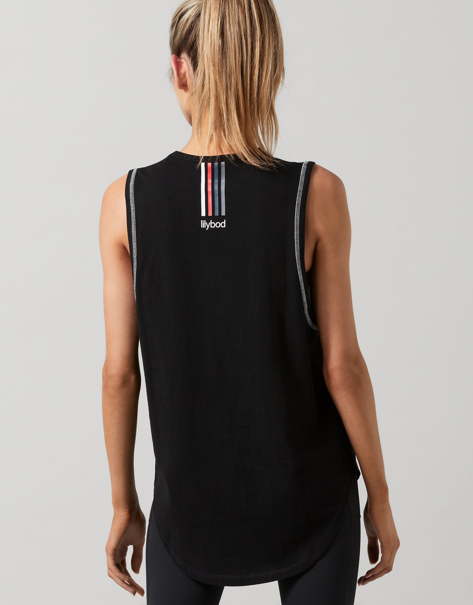 Lilybod-Miah-Smoke-Black-5_ede594d3-3c22-47a5-9f9d-485c60154d34.jpg