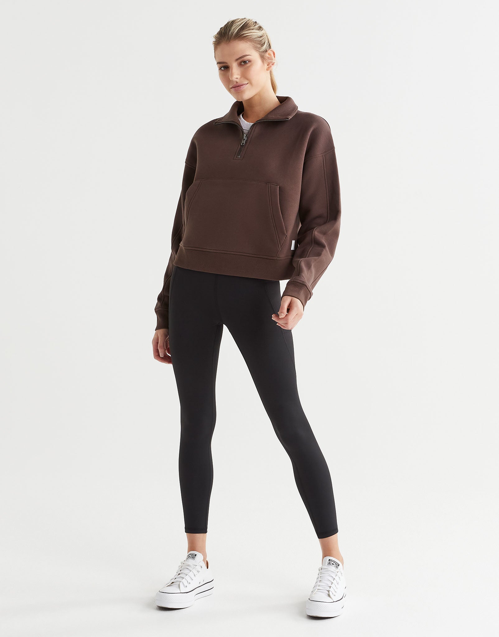 Lilybod-Rihanna-Sweat-Oak-LT77-C23-OK-1.jpeg