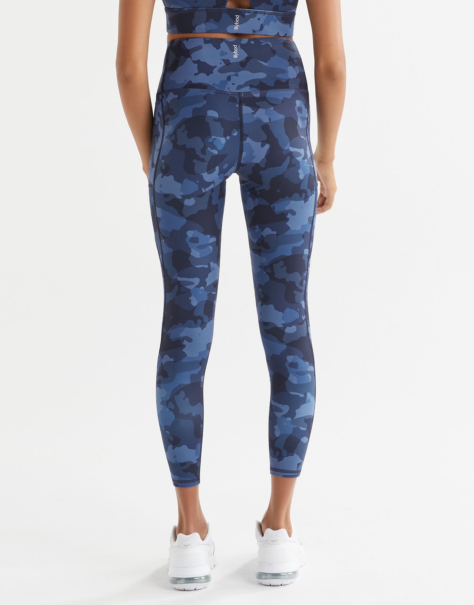 Lilybod-Zoe-Full-Length-Legging-Navy-Splatter-Camo-LL98-X-NB-6.jpeg