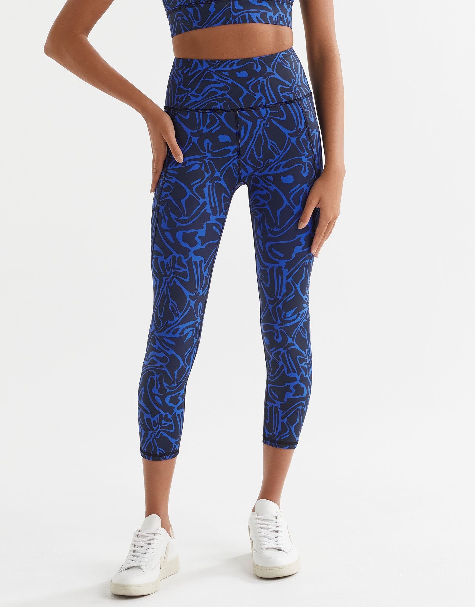 Lilybod-Zoe-Legging-Blue-Swirl-LL101-C22-BS-1.jpeg