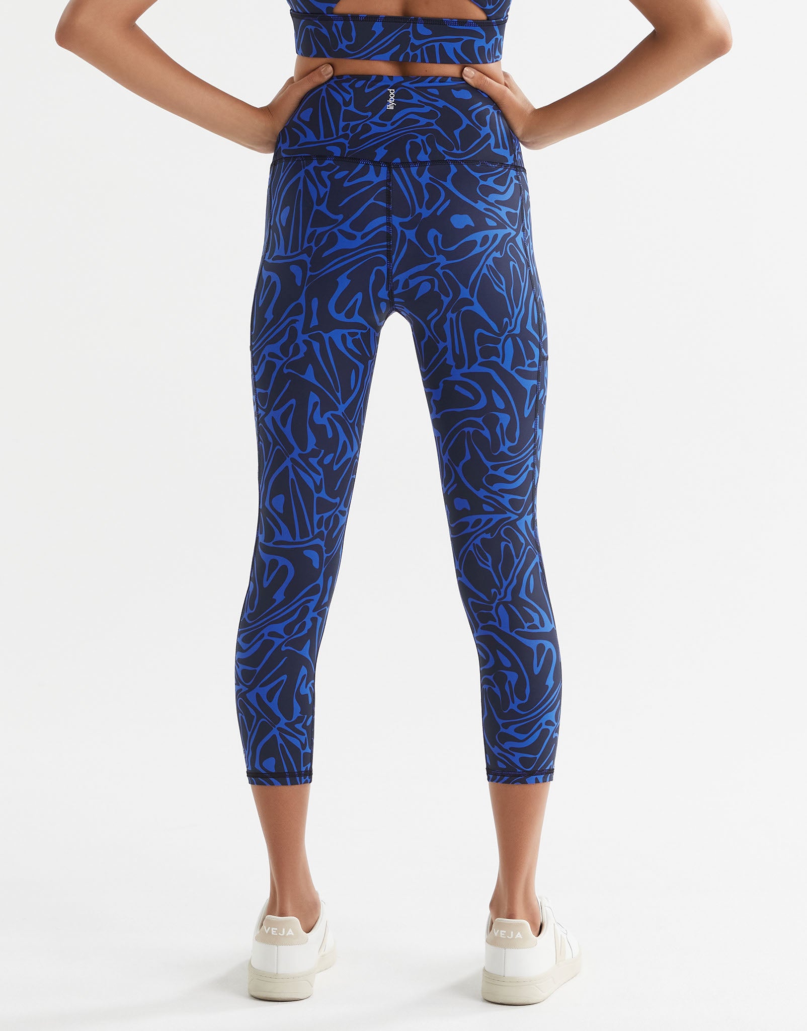 Lilybod-Zoe-Legging-Blue-Swirl-LL101-C22-BS-5.jpeg