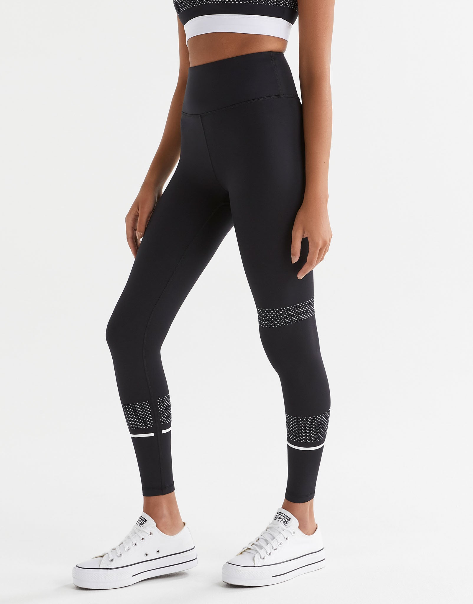 Lilybod_Activate_Full_Length_Legging_Black_White_LL93_BW_2.jpeg