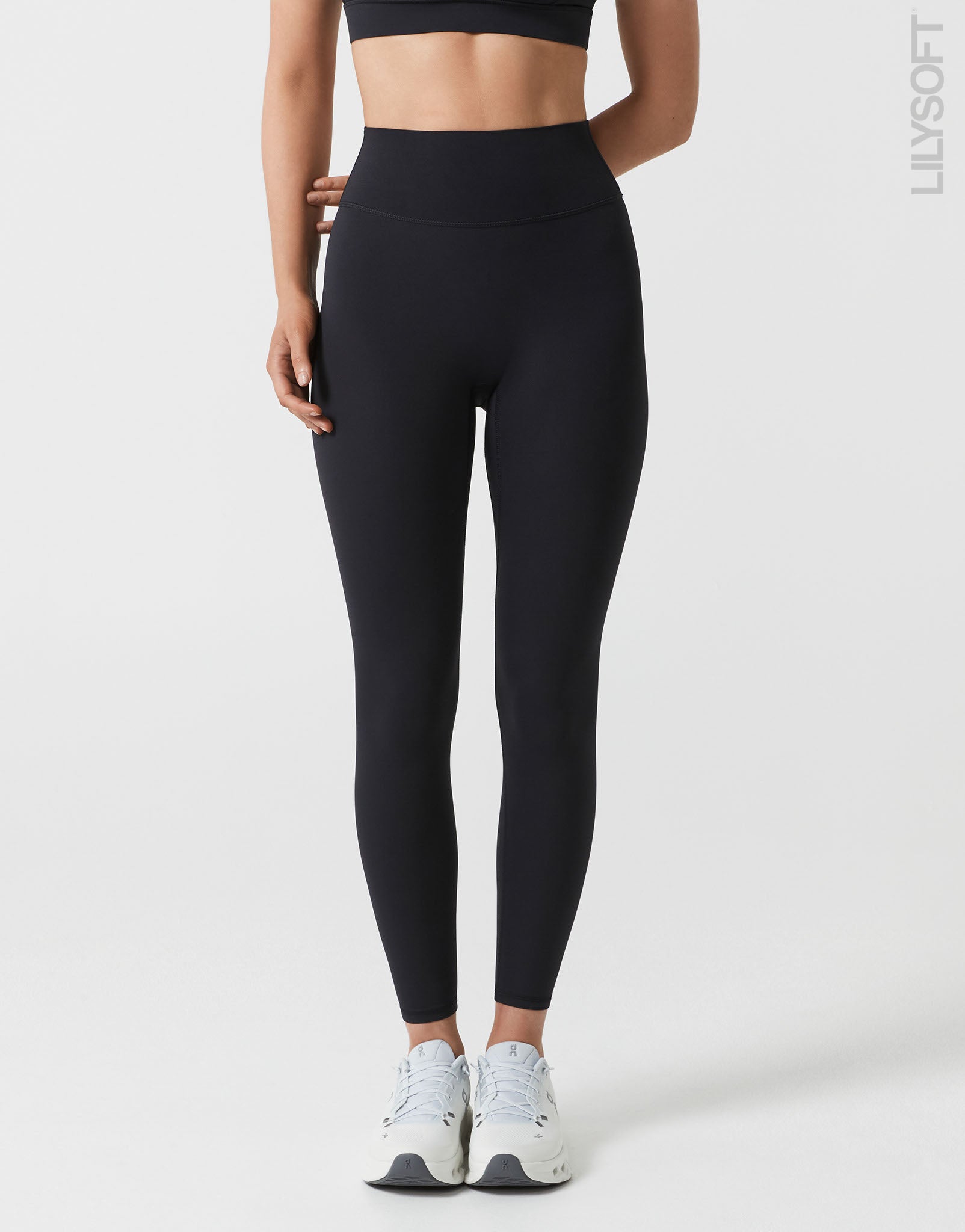 Lilybod_CHLOE_Cloud_Core_Leggings_Black_SL_01_BL_02_n_ls.jpg