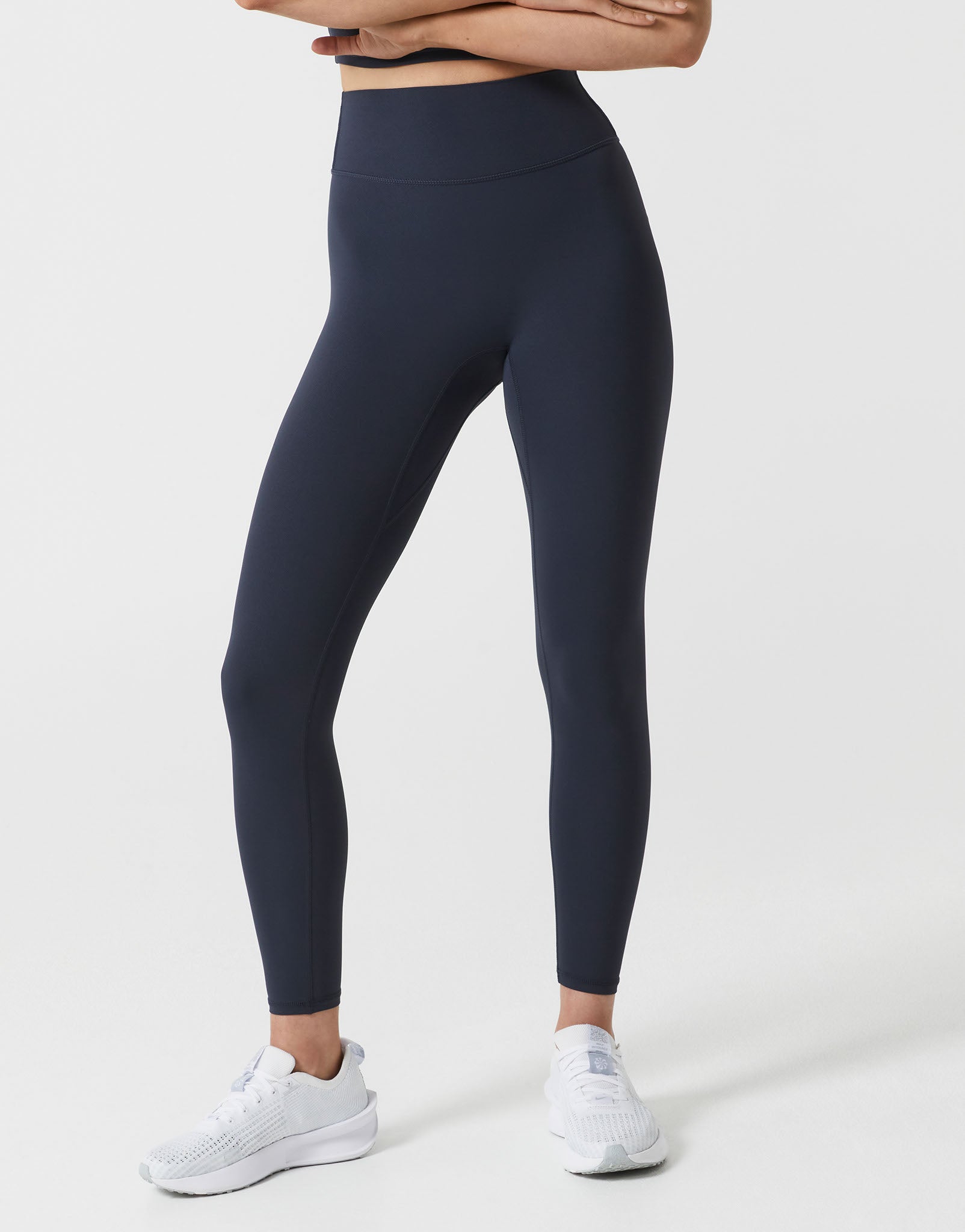 Lilybod_CHLOE_Cloud_Core_Leggings_Navy_Blue_SL_01_NB_01_n_n2.jpeg