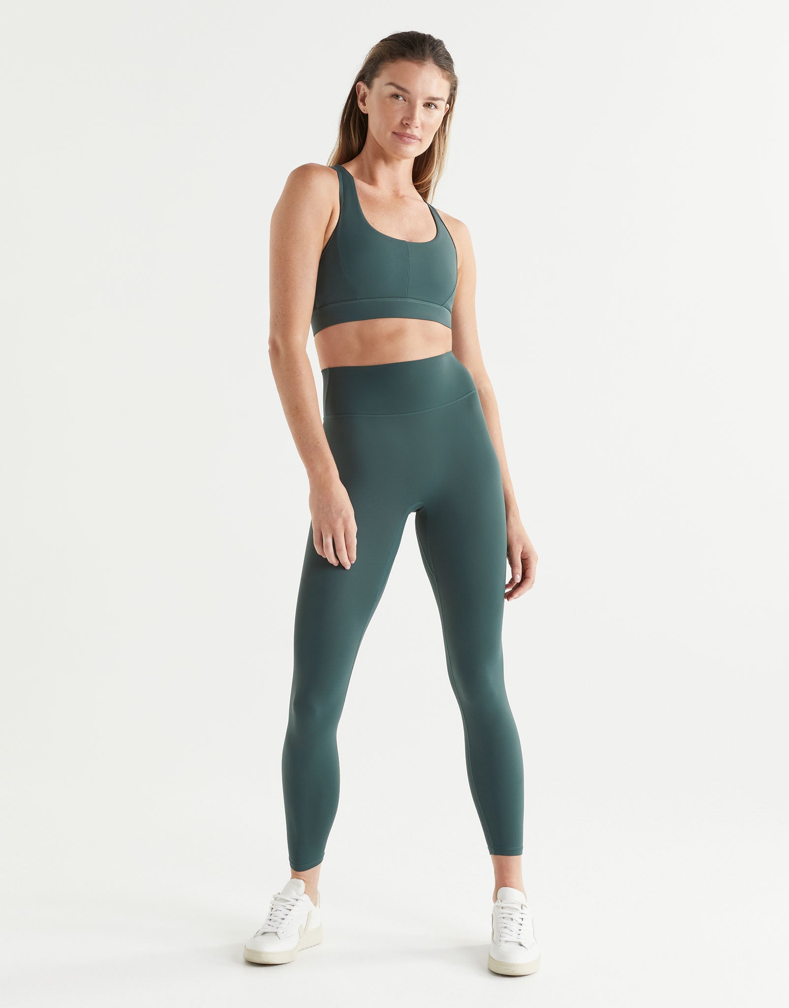 Lilybod_FRANKIE_Cloud_Core_Sports_Bra_Deep_Green_SC_22_DG_01.jpeg