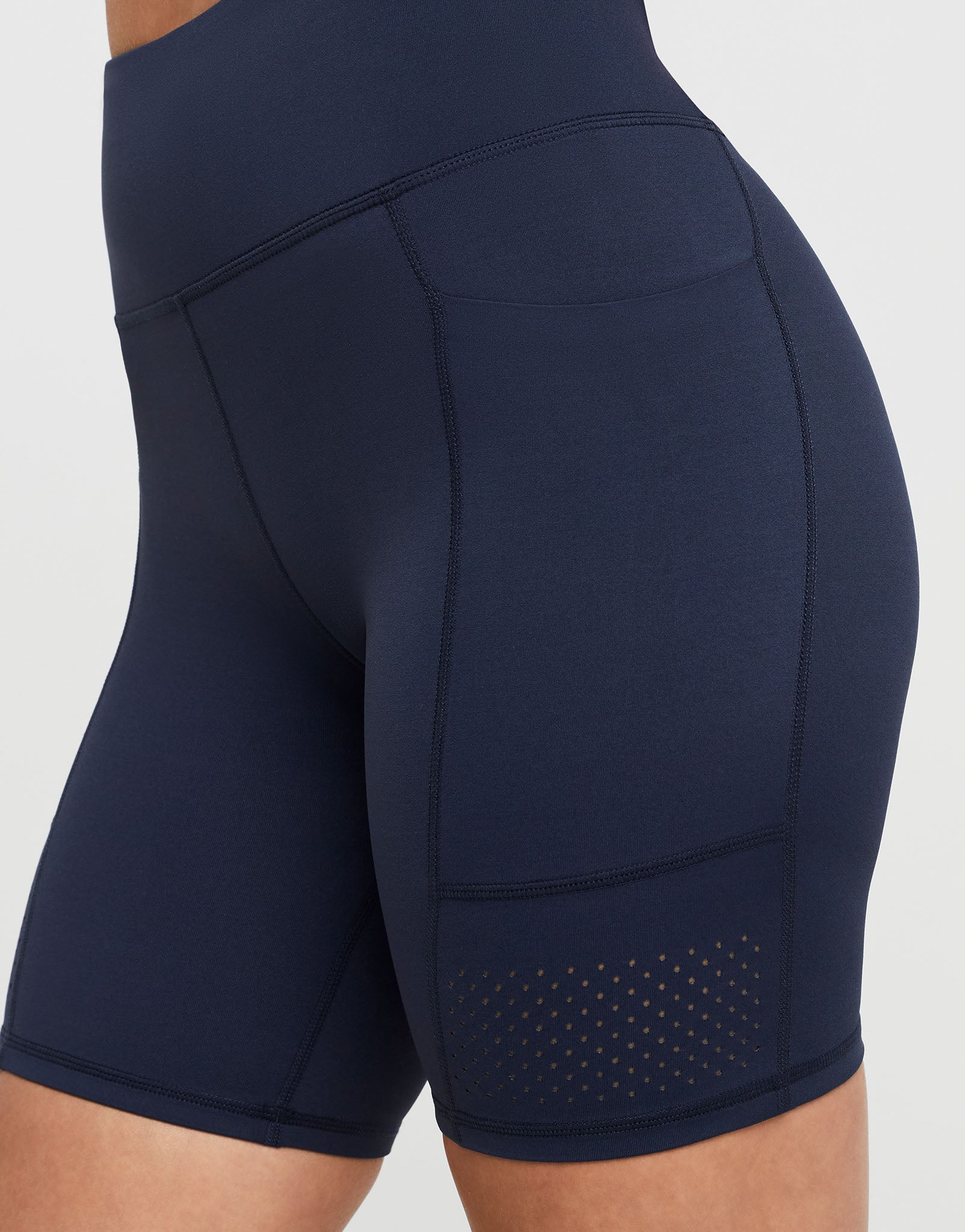 Lilybod_LOTTIE_Bike_Short_Navy_LS31_NB_06.jpeg
