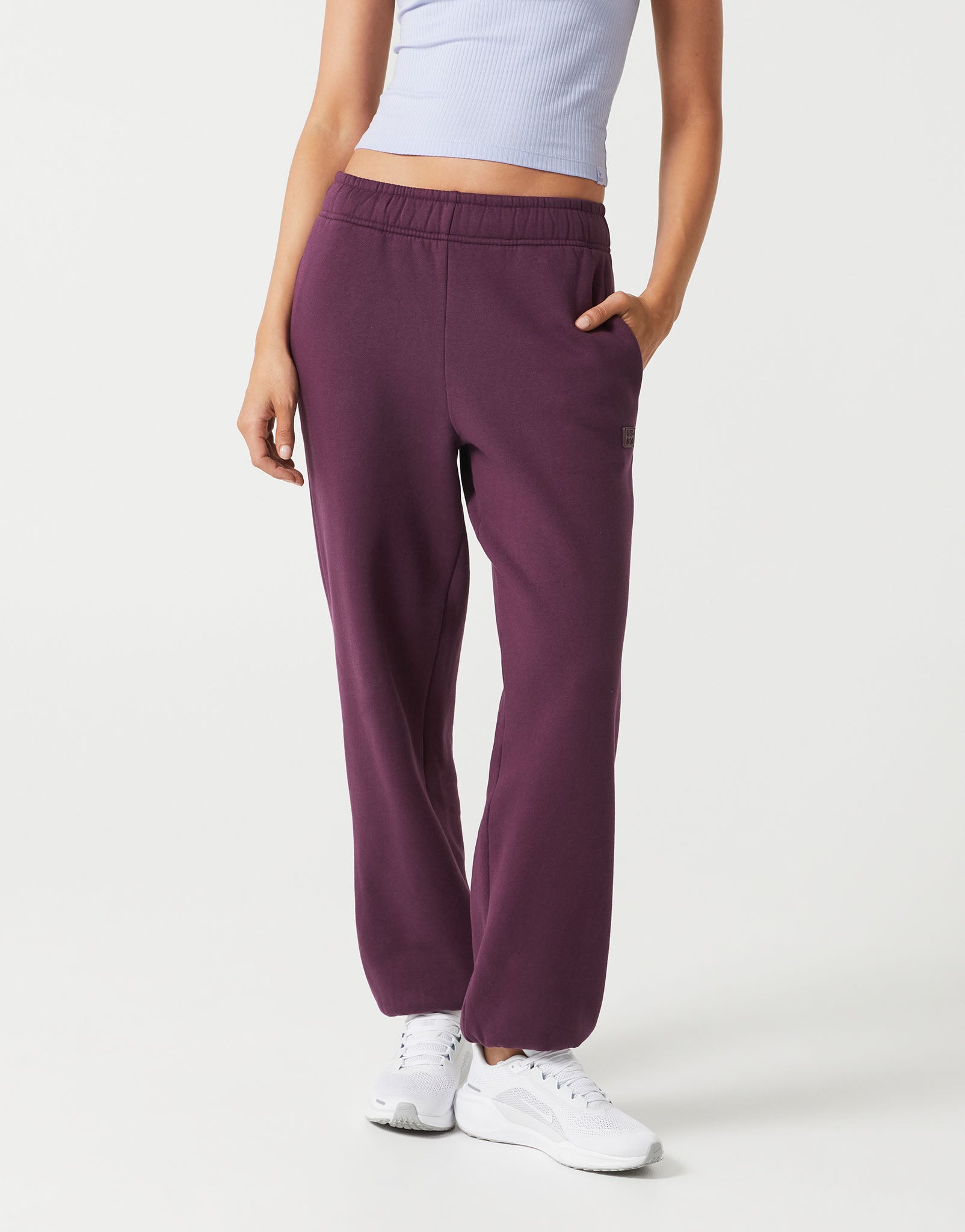 Lilybod_OLIVIA_Loose_Fit_Jogger_Ox_Plum_LL220_OXP_01.jpeg