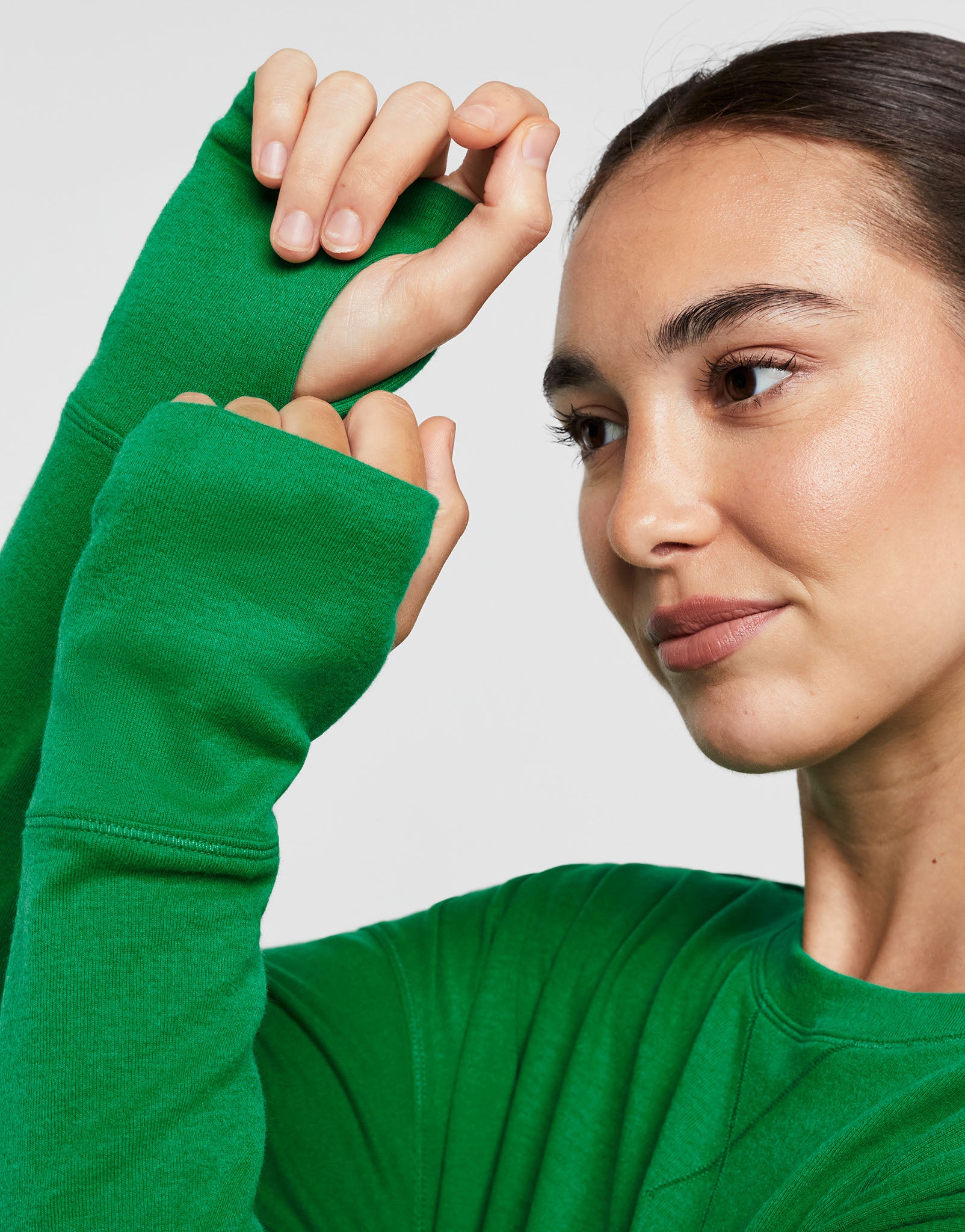 Lilybod_SHELBY_Sweat_Kelly_Green_LT114_KG_06_nm.jpeg